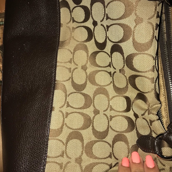 Coach 100% Authentic Shoulder Bag - Picture 6 of 8